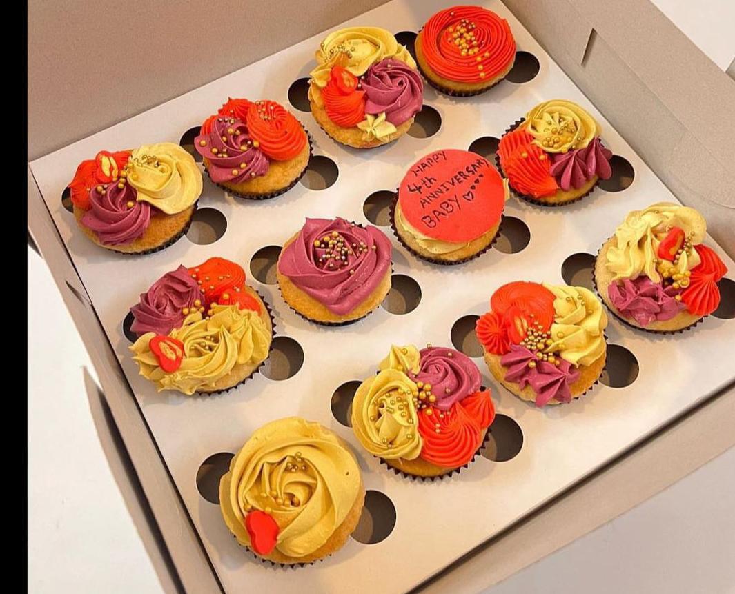 Anniversary cupcake box