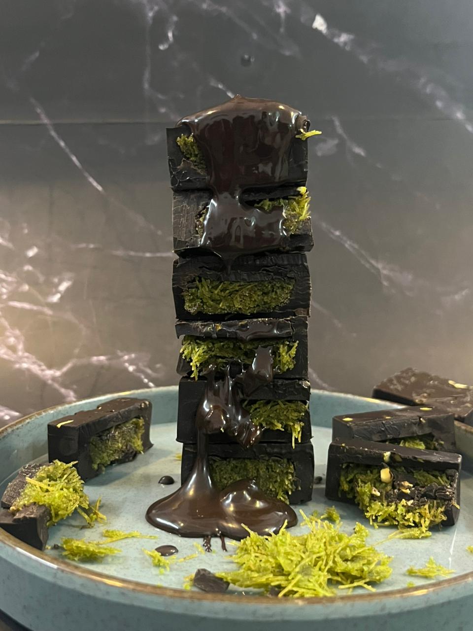 Luxury black and gold cake